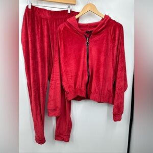 Red Velvet Tracksuit Plus Size 3X NWOT Love